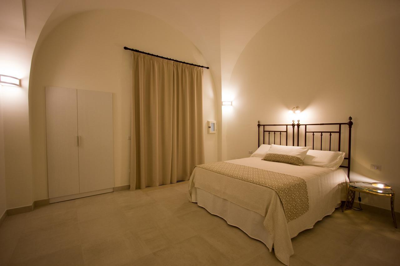 Ai Sottani B&B Deluxe Suite Gioia Del Colle Bagian luar foto